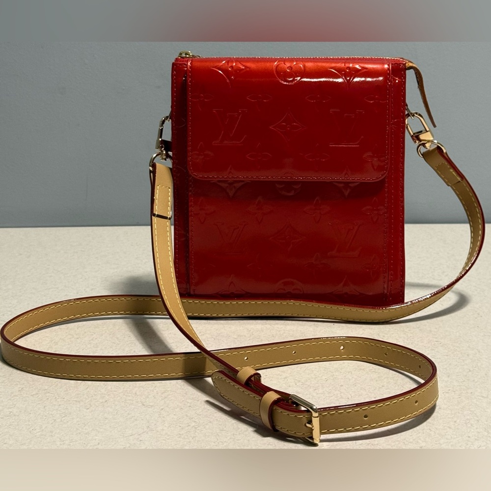 Louis Vuitton Monogram Vernis Motto Accessory Pouch